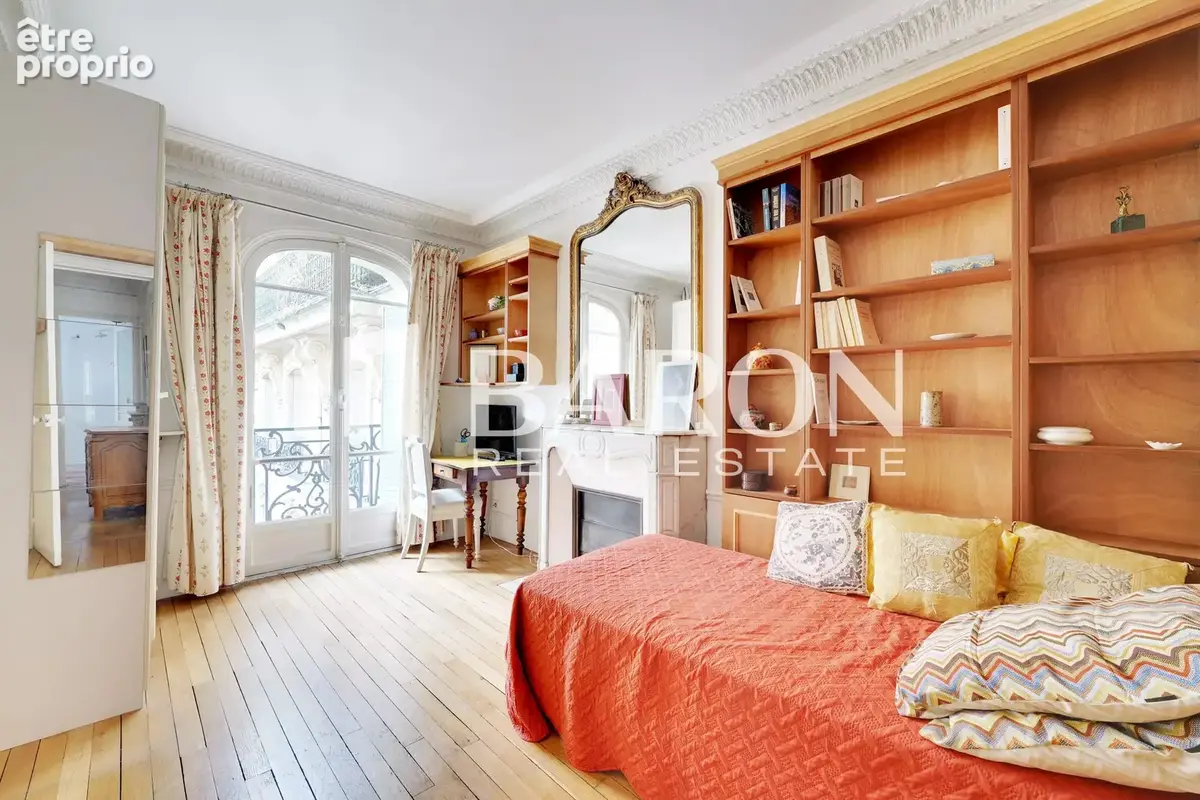PARIS XVIIᵉ - 60 m² - 3 pièces, 1 chambre - photo 10
