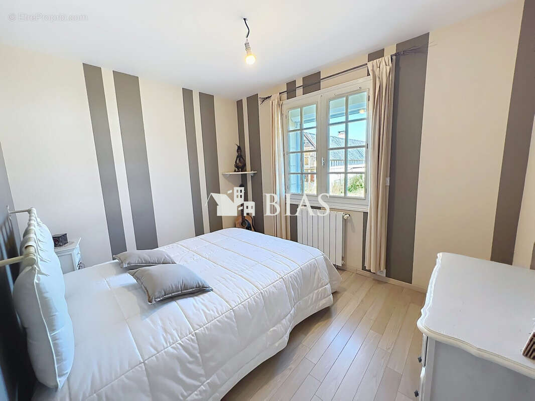 Maison 106 m² à Menneval  - photo 9