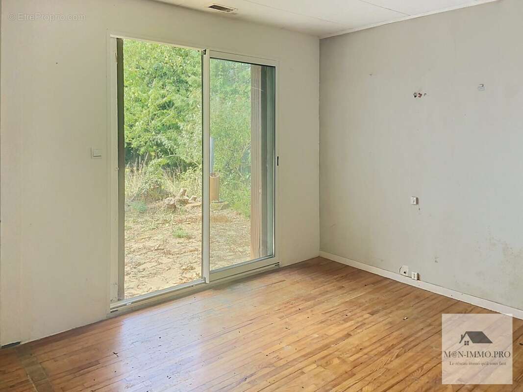 Maison 79 m² à Montours  - photo 5