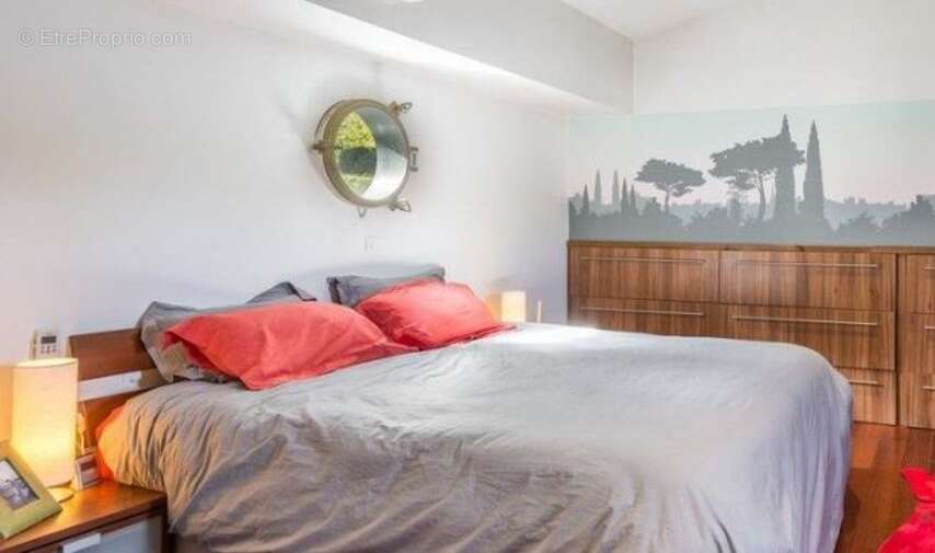 Maison 200 m² à Saint-Germain-Au-Mont-D'or  - photo 6