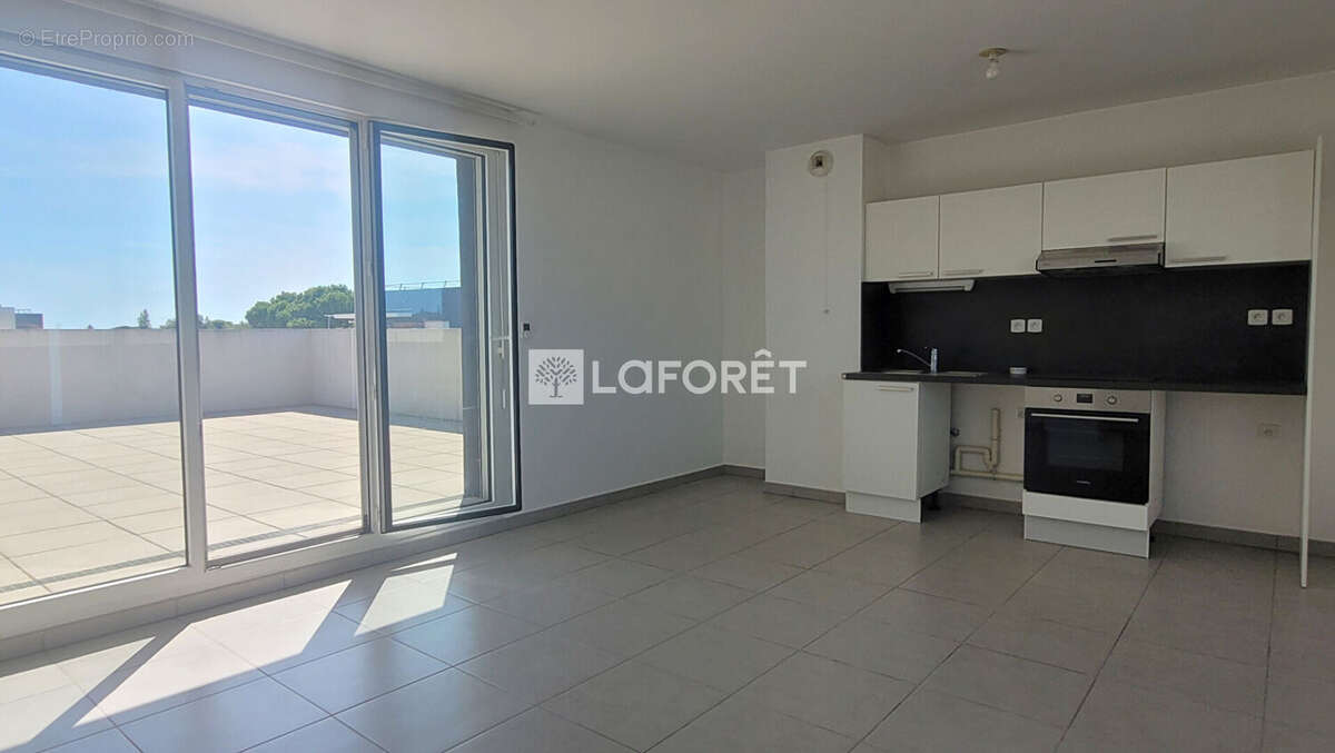 Appartement à CASTELNAU-LE-LEZ