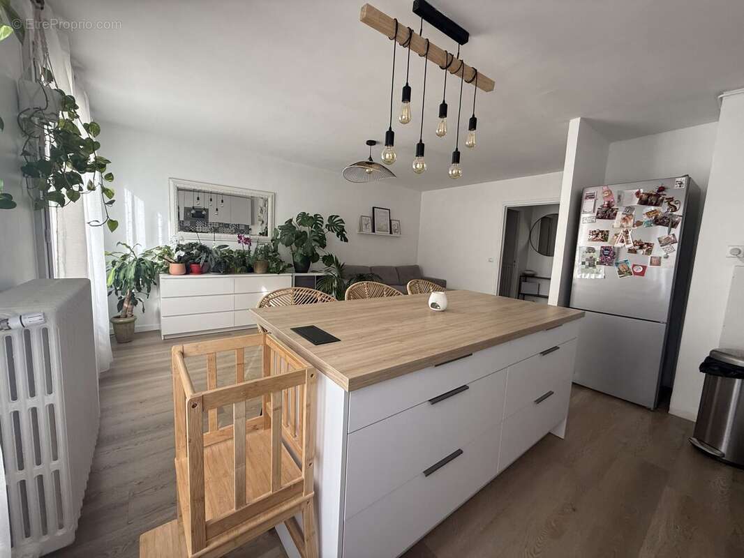 Appartement à COLOMBES