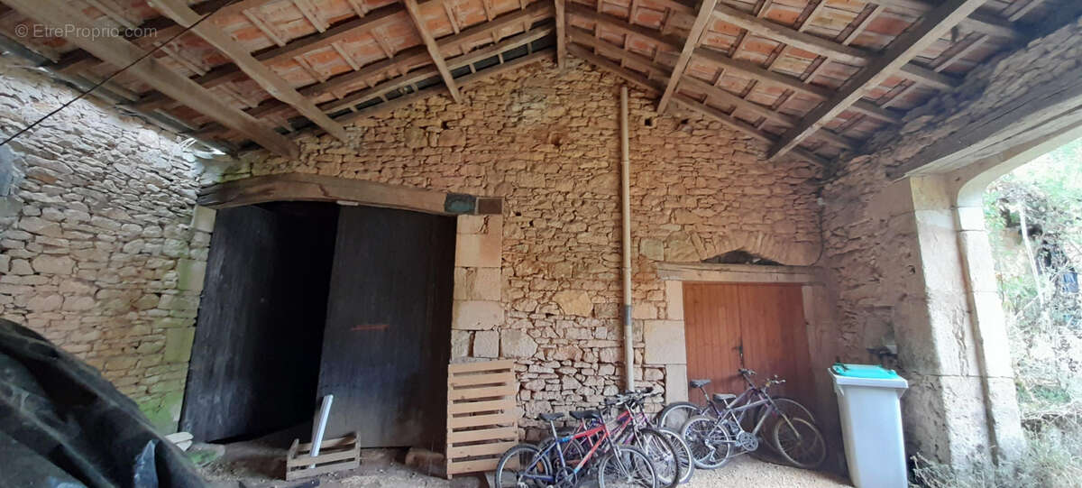 Maison à CUZORN