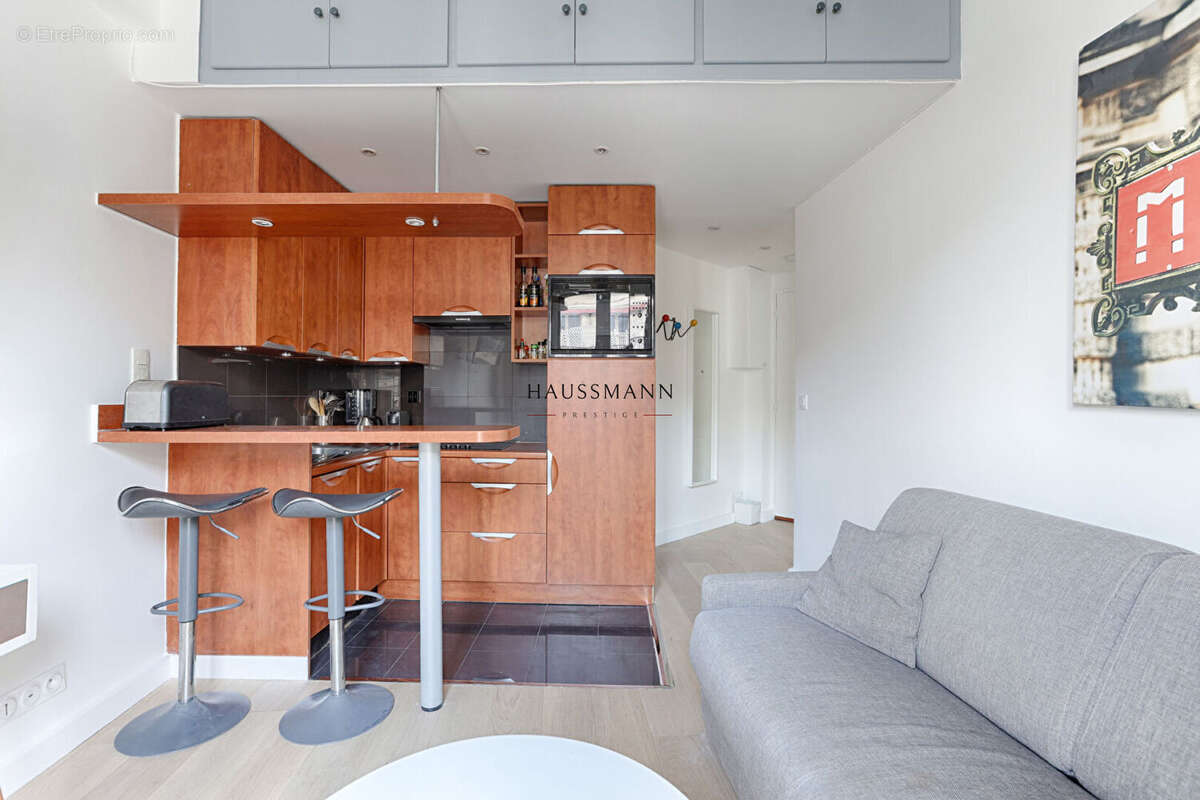 Appartement à PARIS-9E