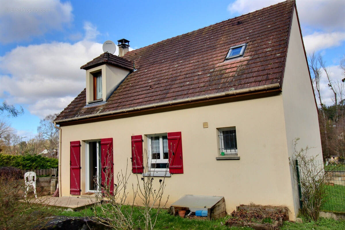 Maison à SACLAS