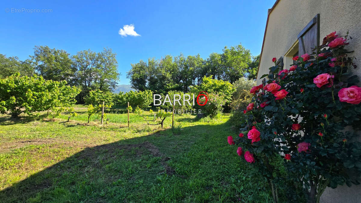 Maison à SAINT-GENIS-DES-FONTAINES