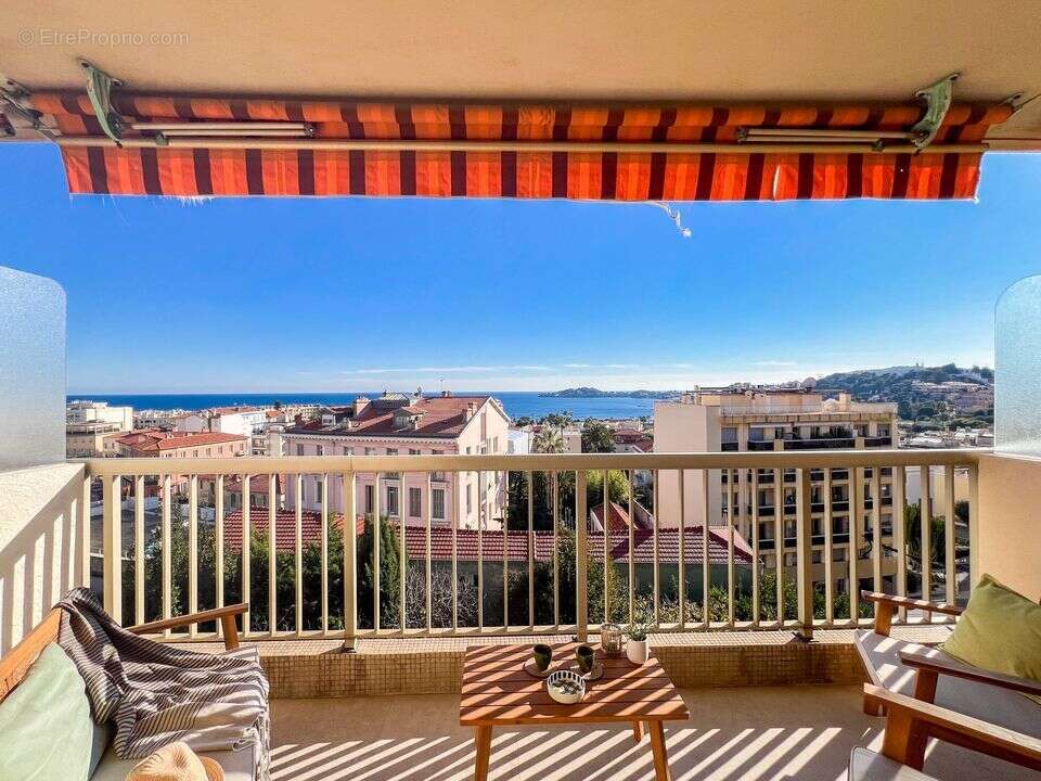 Appartement à BEAULIEU-SUR-MER