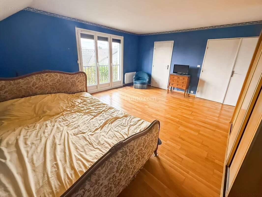 Maison à SOISY-SUR-SEINE