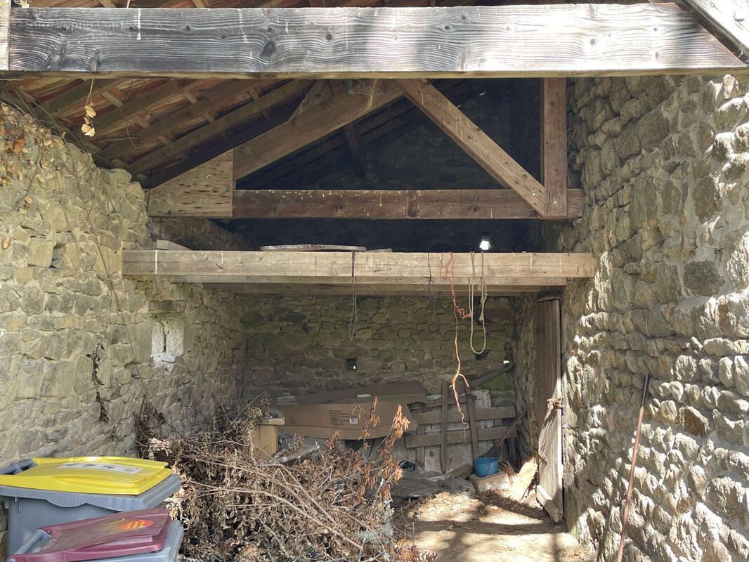 Maison à MARCILLAT-EN-COMBRAILLE