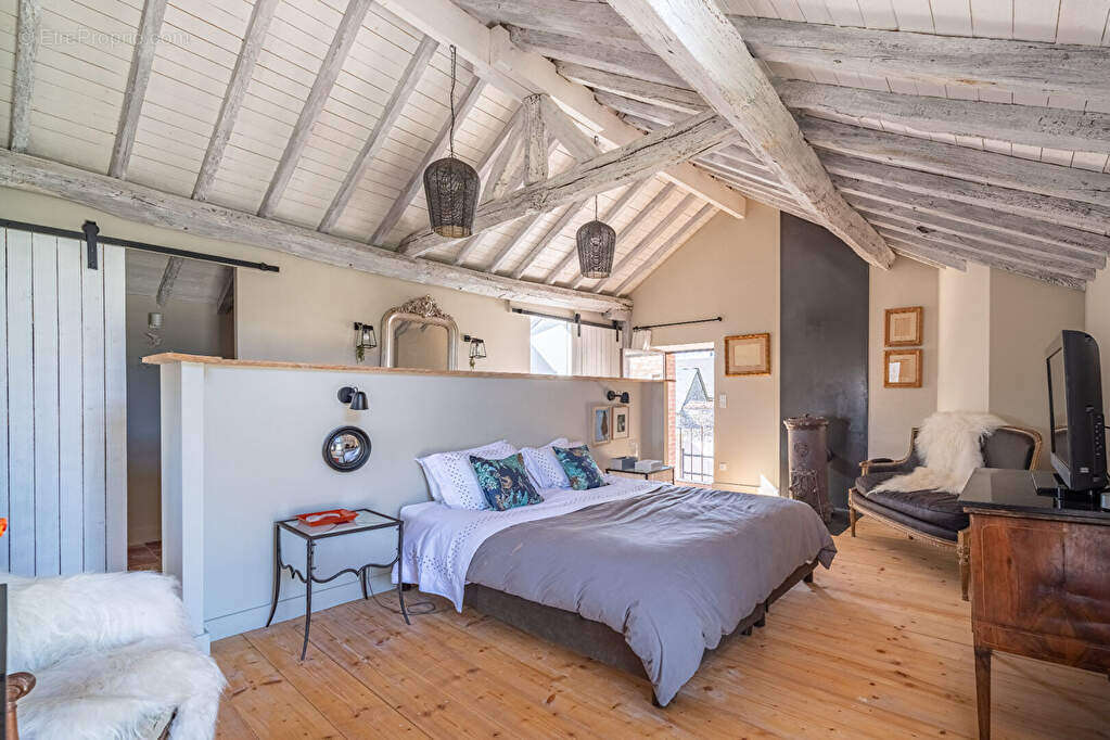 Maison à BAZOCHES-LES-HAUTES