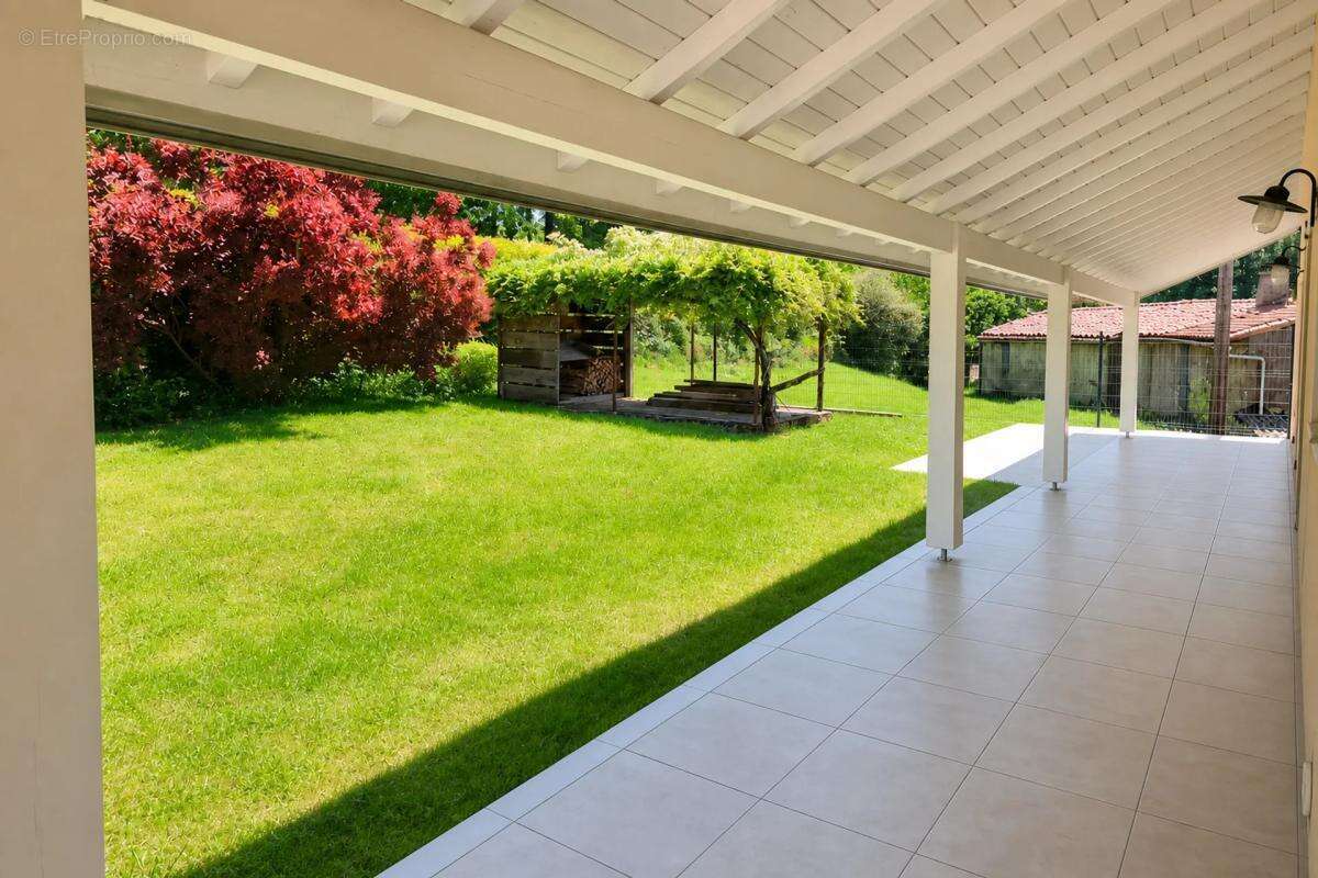 Maison familiale 8 pièces de 200 m² avec terrasse et jardin - photo 22