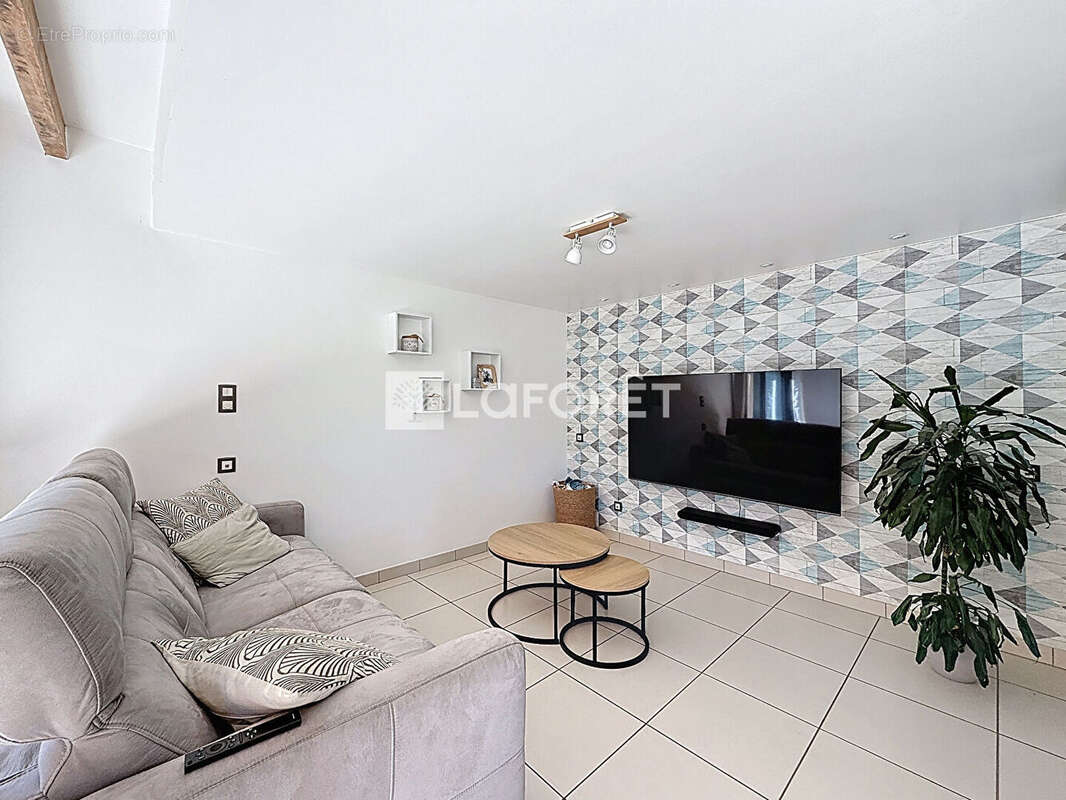 Maison à BELLOU-EN-HOULME