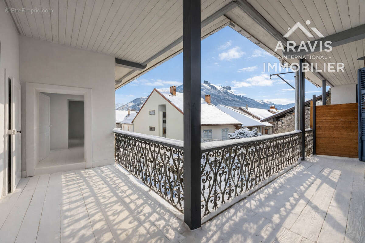 Appartement à SEYTHENEX