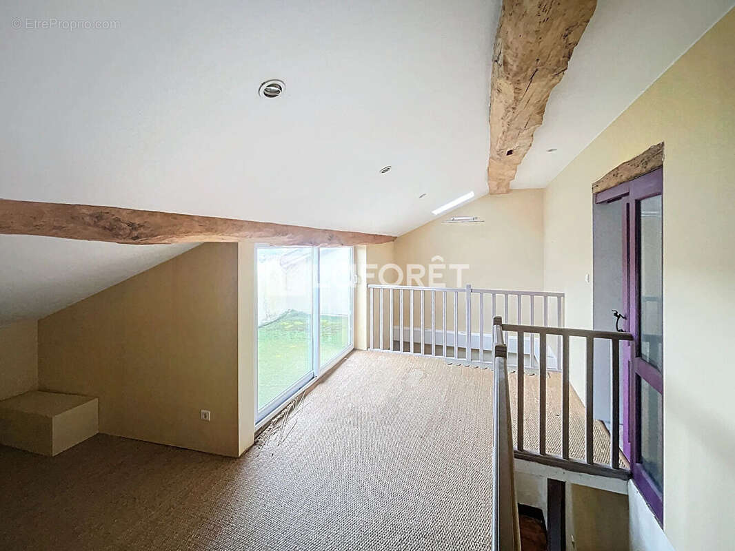 Maison à CASTELMAYRAN