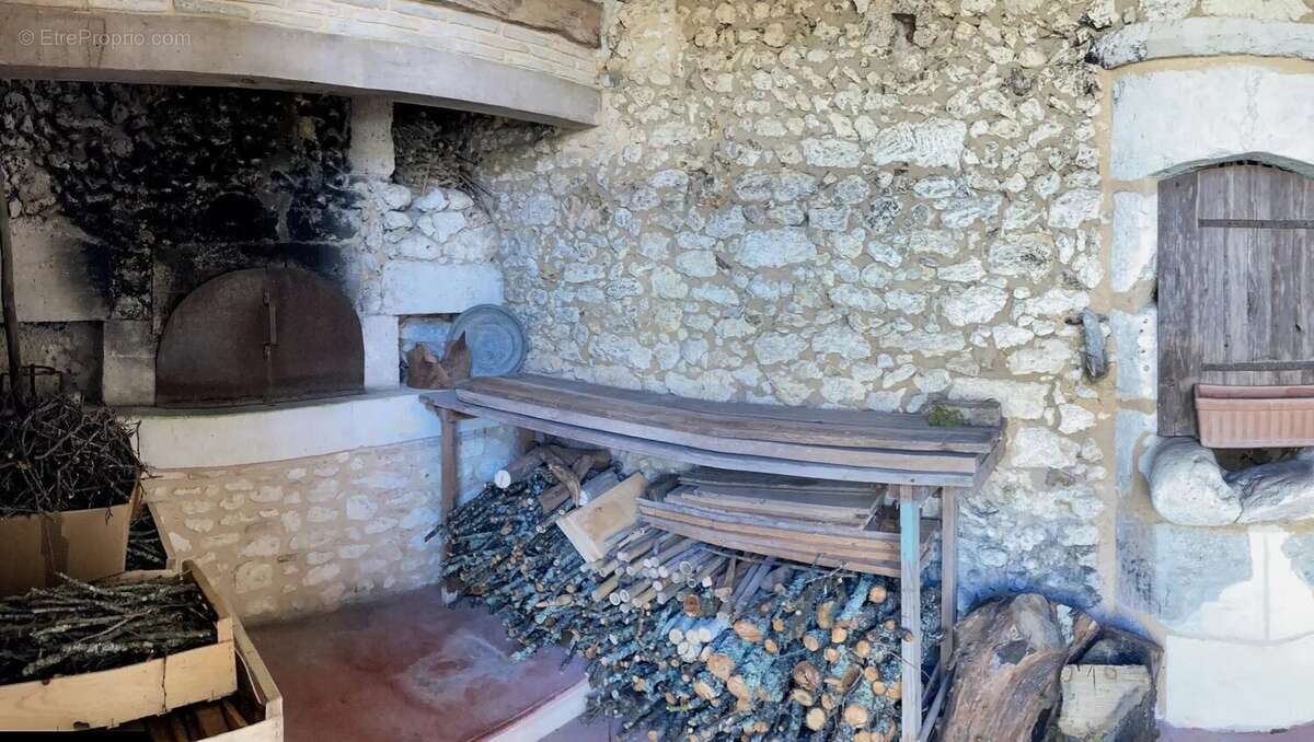 Maison à SAINT-AULAYE