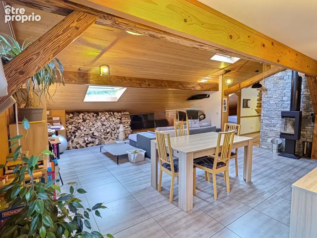 Magland appartement t4 duplex 70 m2 carrez , 110m2 superficie totale240 000 euros - photo 3