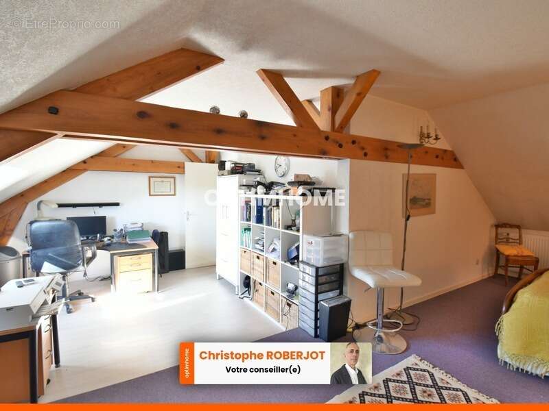 Maison à CHAMPFORGEUIL