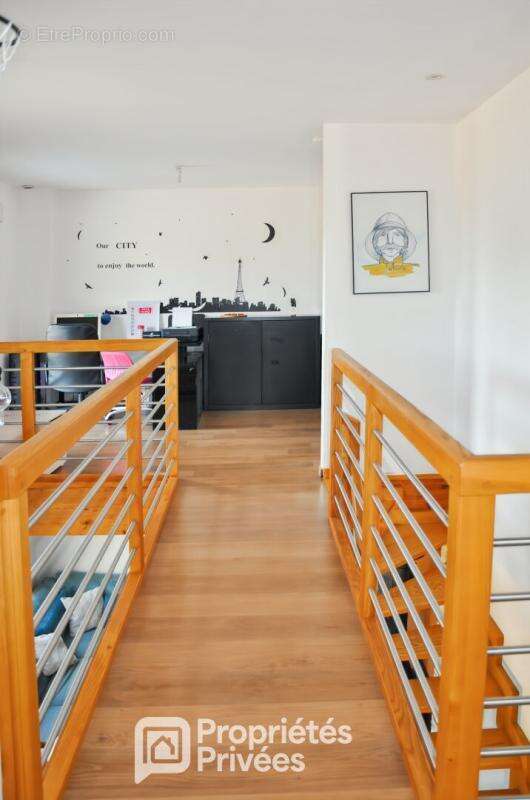Maison Ahuille 5 pièce(s) 162 m2 - photo 8