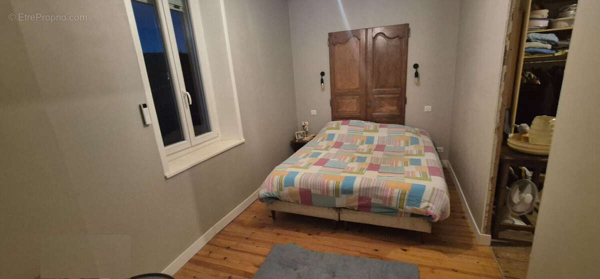 Maison à LES ROCHES-DE-CONDRIEU