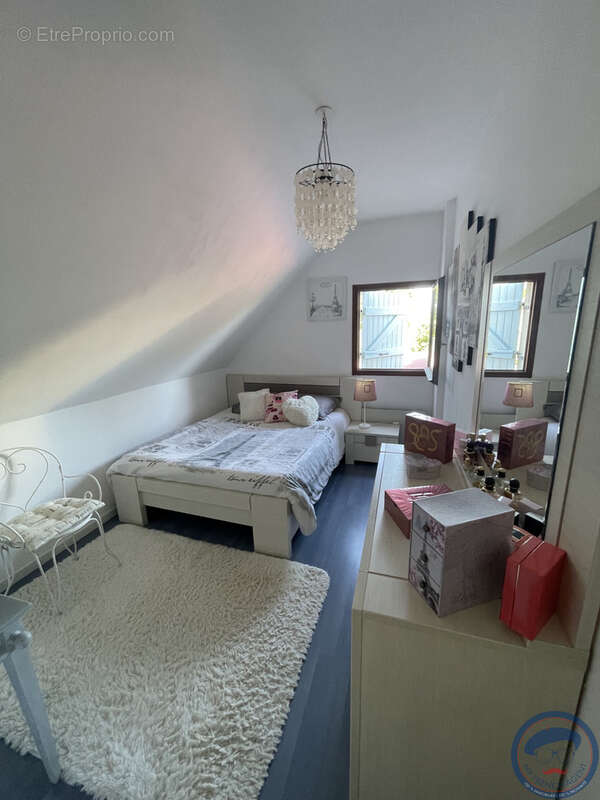 Colleville montgomery (14 880) ensemble immobilier (2 maisons). - photo 11