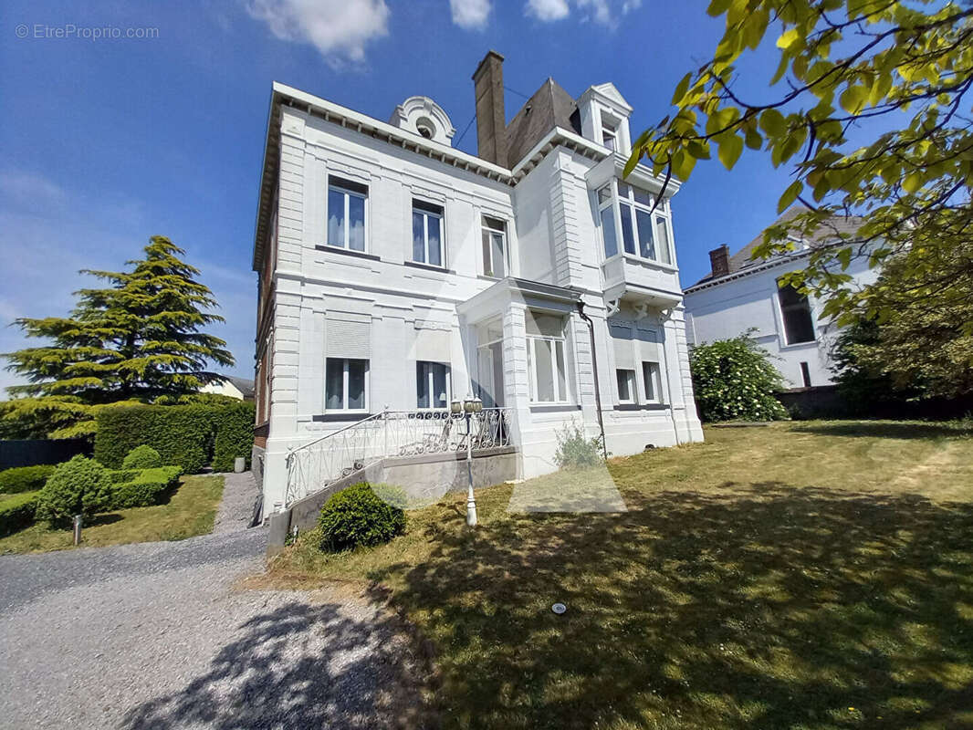 Maison à HAUTMONT