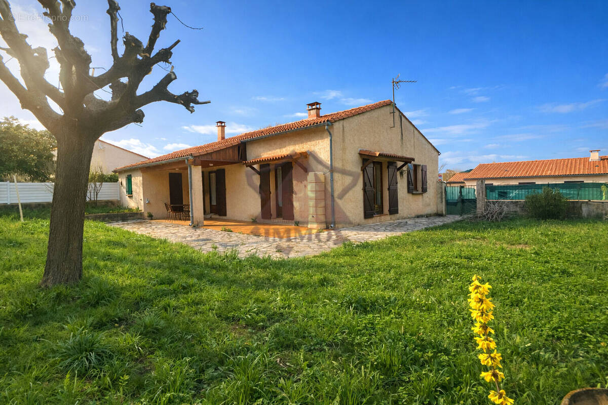 Maison à SAINT-AMBROIX