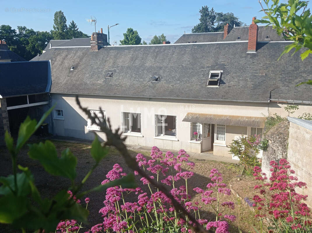 Maison à VOUVRAY-SUR-LOIR