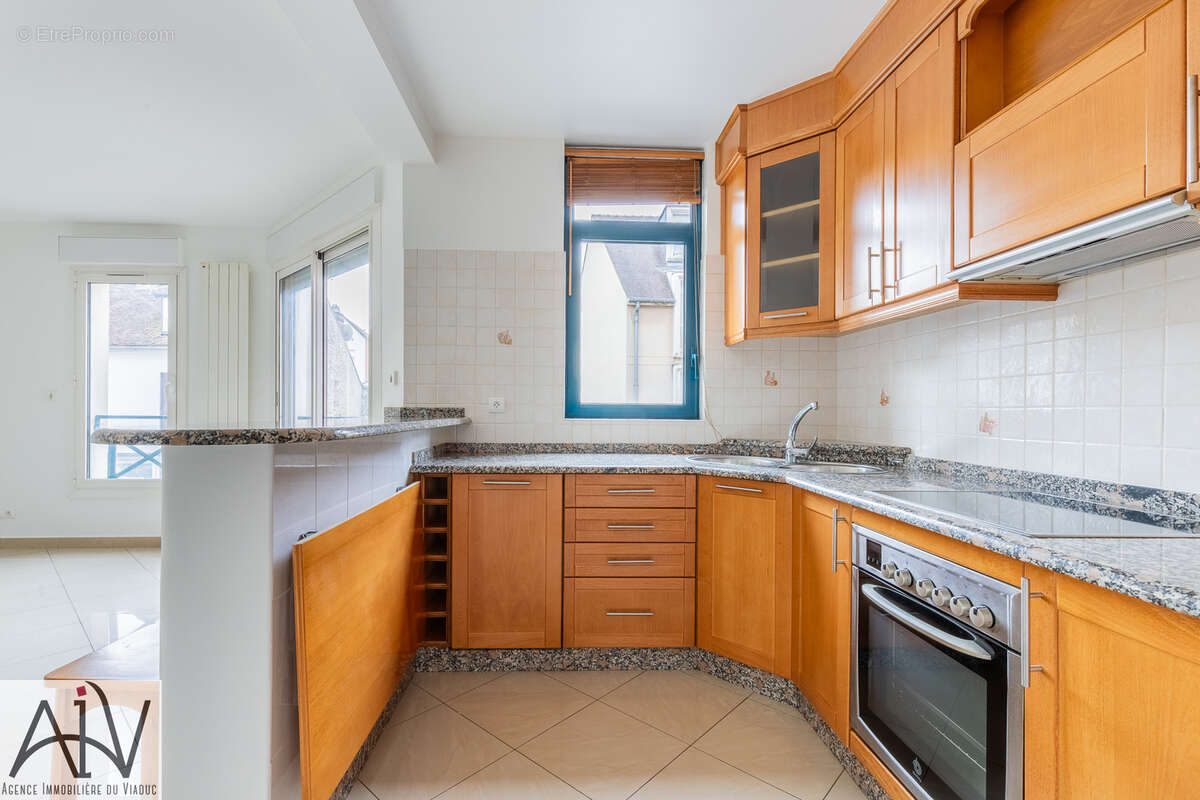 Appartement à CHILLY-MAZARIN