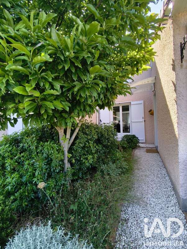 Photo 8 - Maison à THIAIS