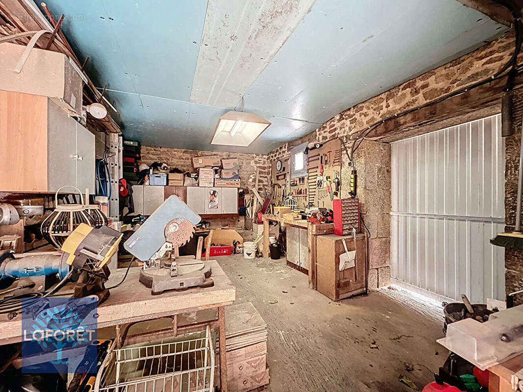 Maison à SAINT-BRICE-EN-COGLES