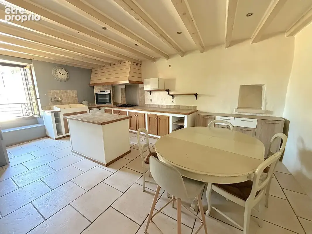Jolie maison de village 192 m² avec jardin et vue Rhône - photo 4