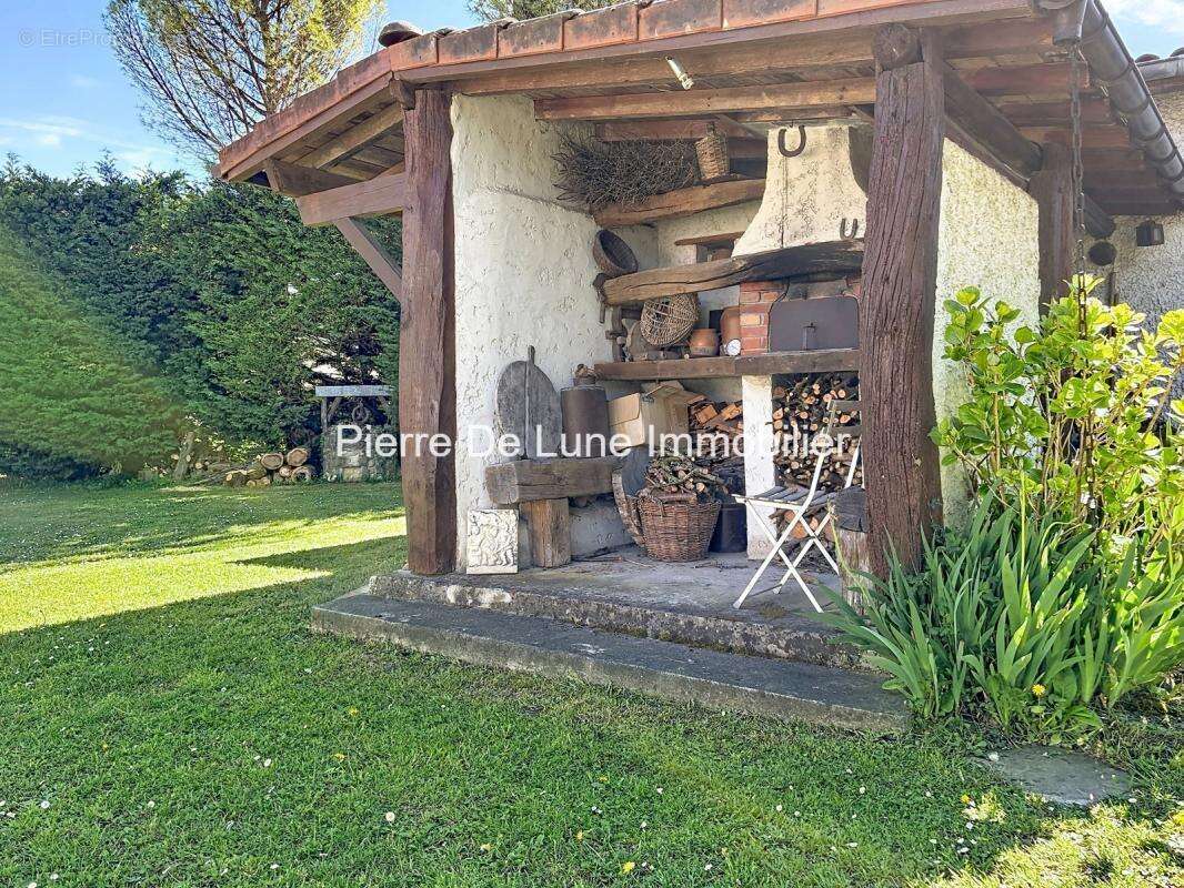 Maison à SAINT-MAURICE-DE-GOURDANS