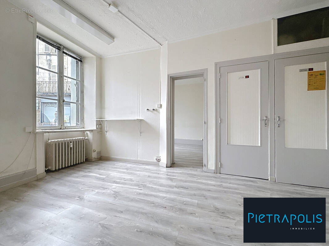 Commerce à CHAUMONT