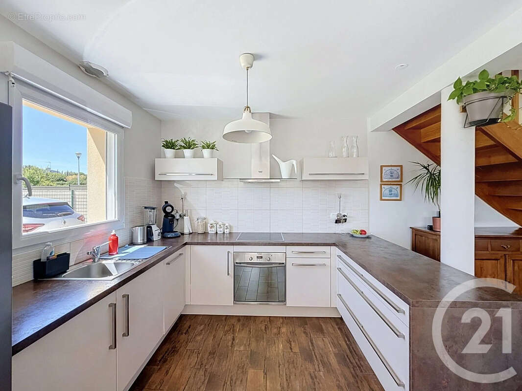 Maison 72 m² à Lannion  - photo 4