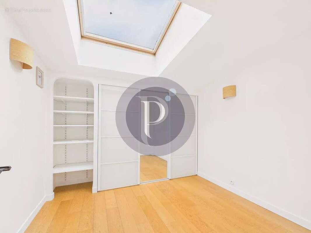 Appartement à LE PLESSIS-ROBINSON