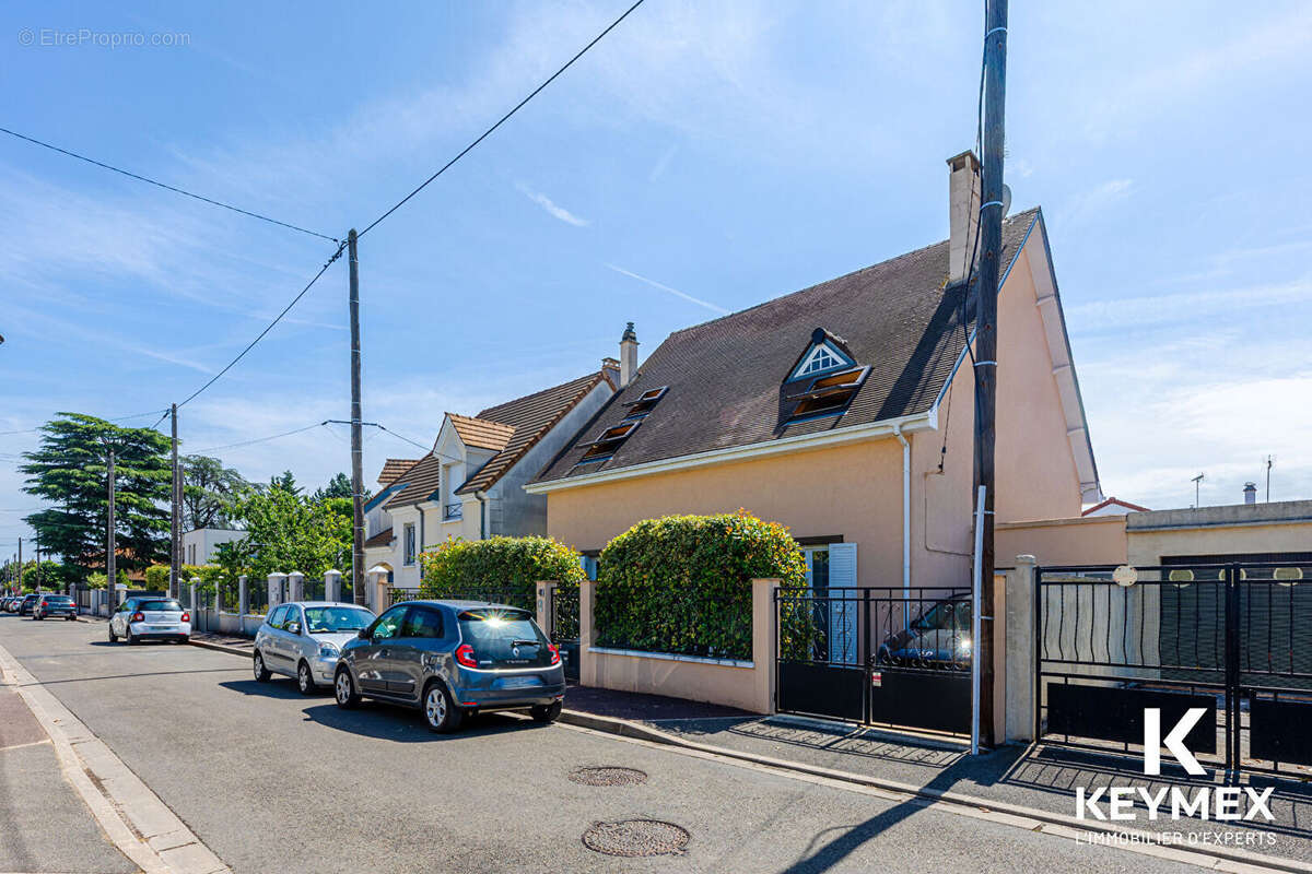 Maison à MONTESSON