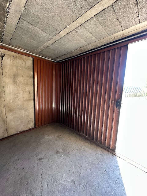 Parking à AIX-EN-PROVENCE