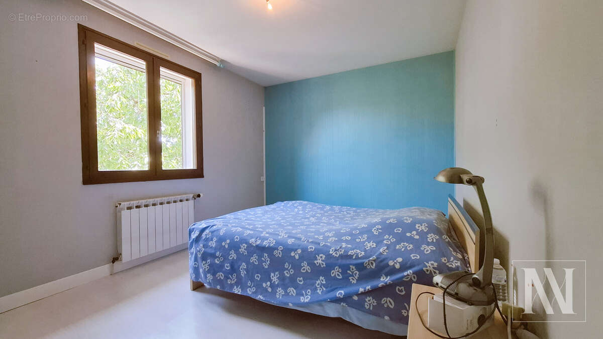 Cadre résidentiel recherché pour cette maison familiale pleine de charme - photo 14
