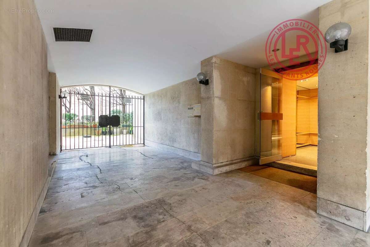 Appartement à PARIS-3E