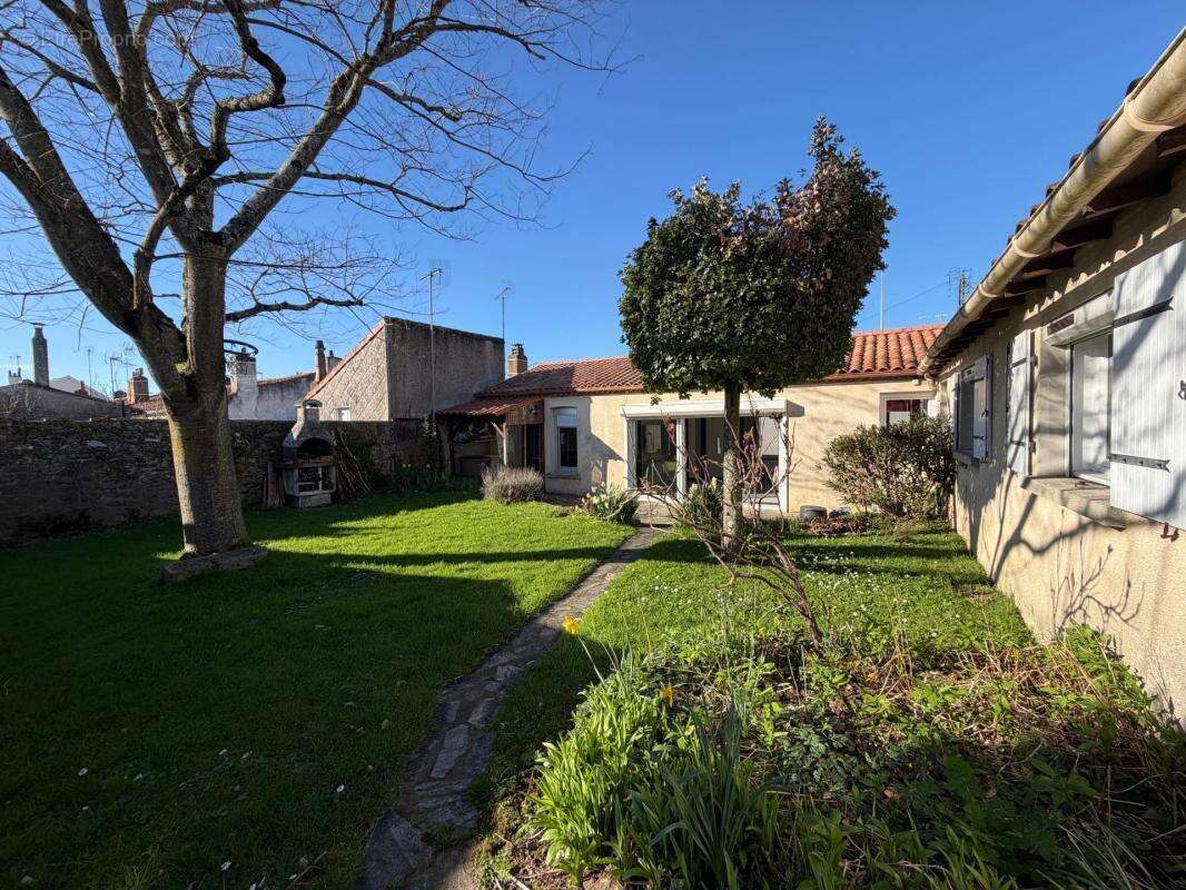 Maison 100 m² – Quartier Sacré-Cœur à Cholet - photo 9