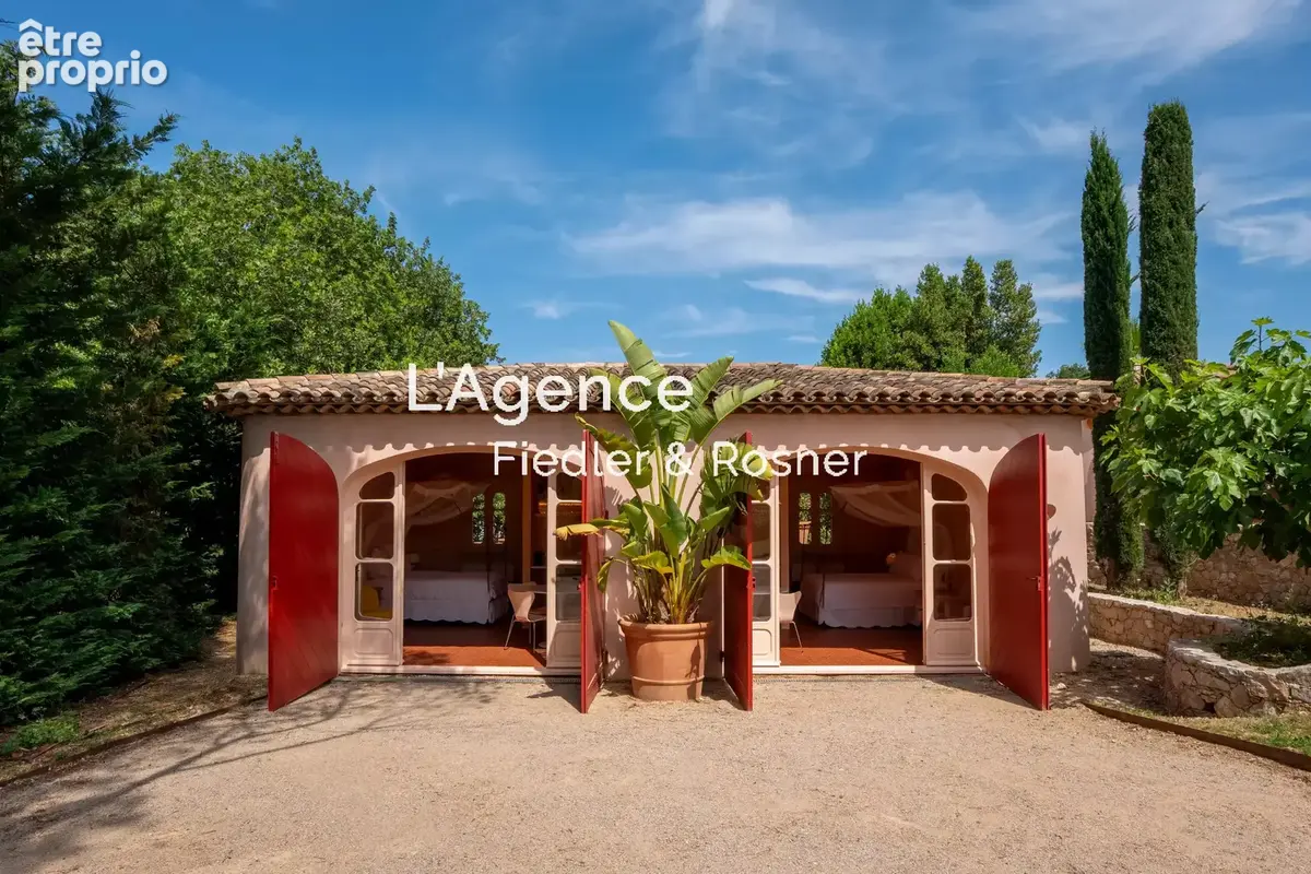 Ref 671 : saint-tropez centre - bastide entierement rénovée - photo 27