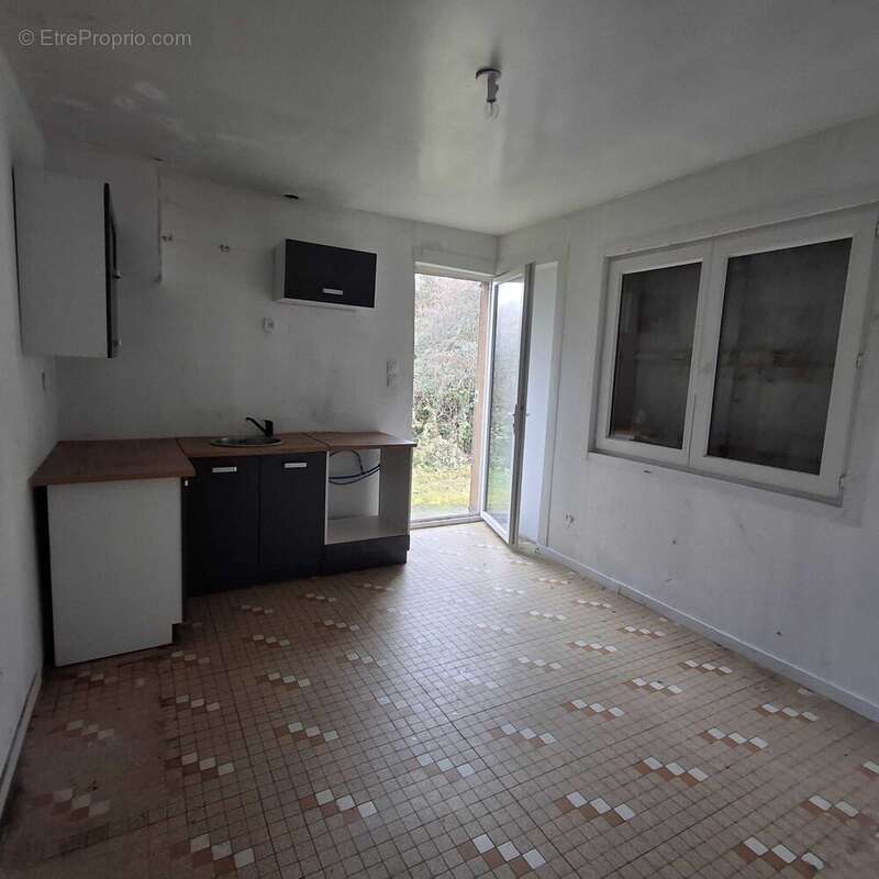 Maison à CHASSENEUIL-SUR-BONNIEURE