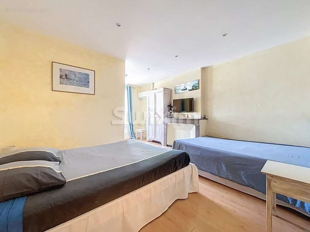 Maison à CHATILLON-SUR-CHALARONNE