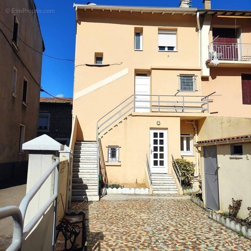 Maison à RIVE-DE-GIER