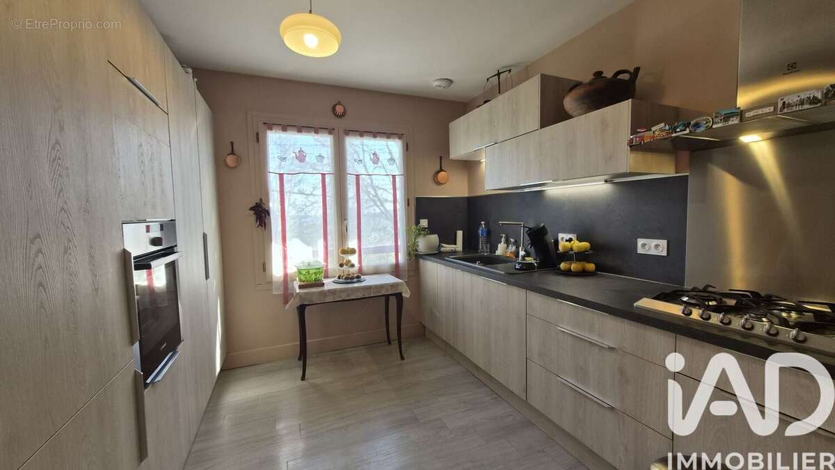 Maison 130 m² à Saint-Michel  - photo 6