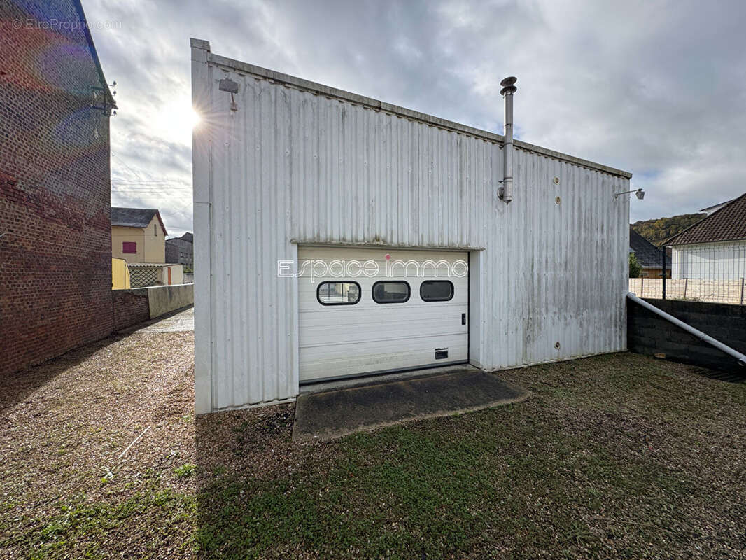 Commerce à DEVILLE-LES-ROUEN