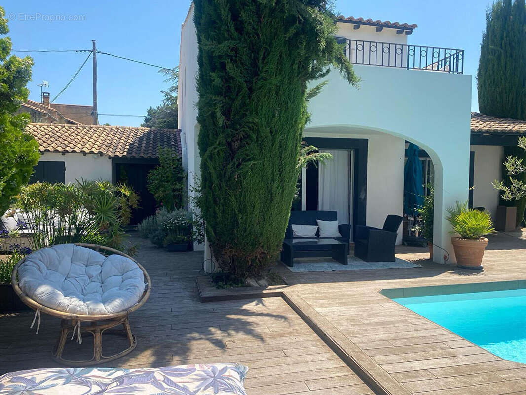 Maison à LES ANGLES