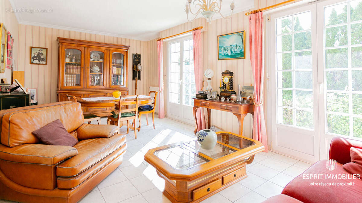 Trégunc - Maison familiale avec vie de plain-pied, 6 chambres, proche commerces - photo 7
