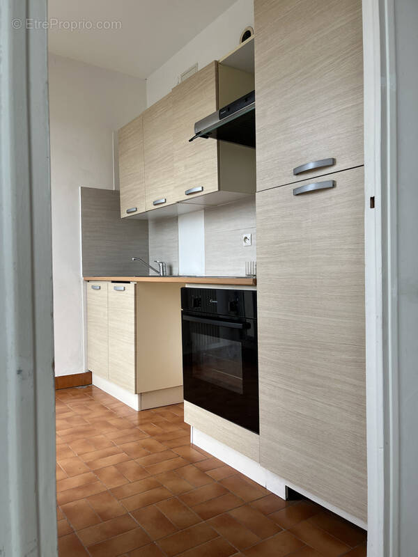 Appartement à MARSEILLE-5E
