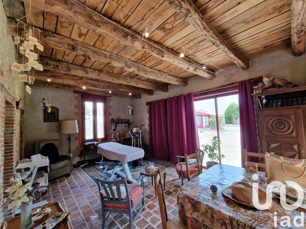 Photo 9 - Maison à GROSBREUIL